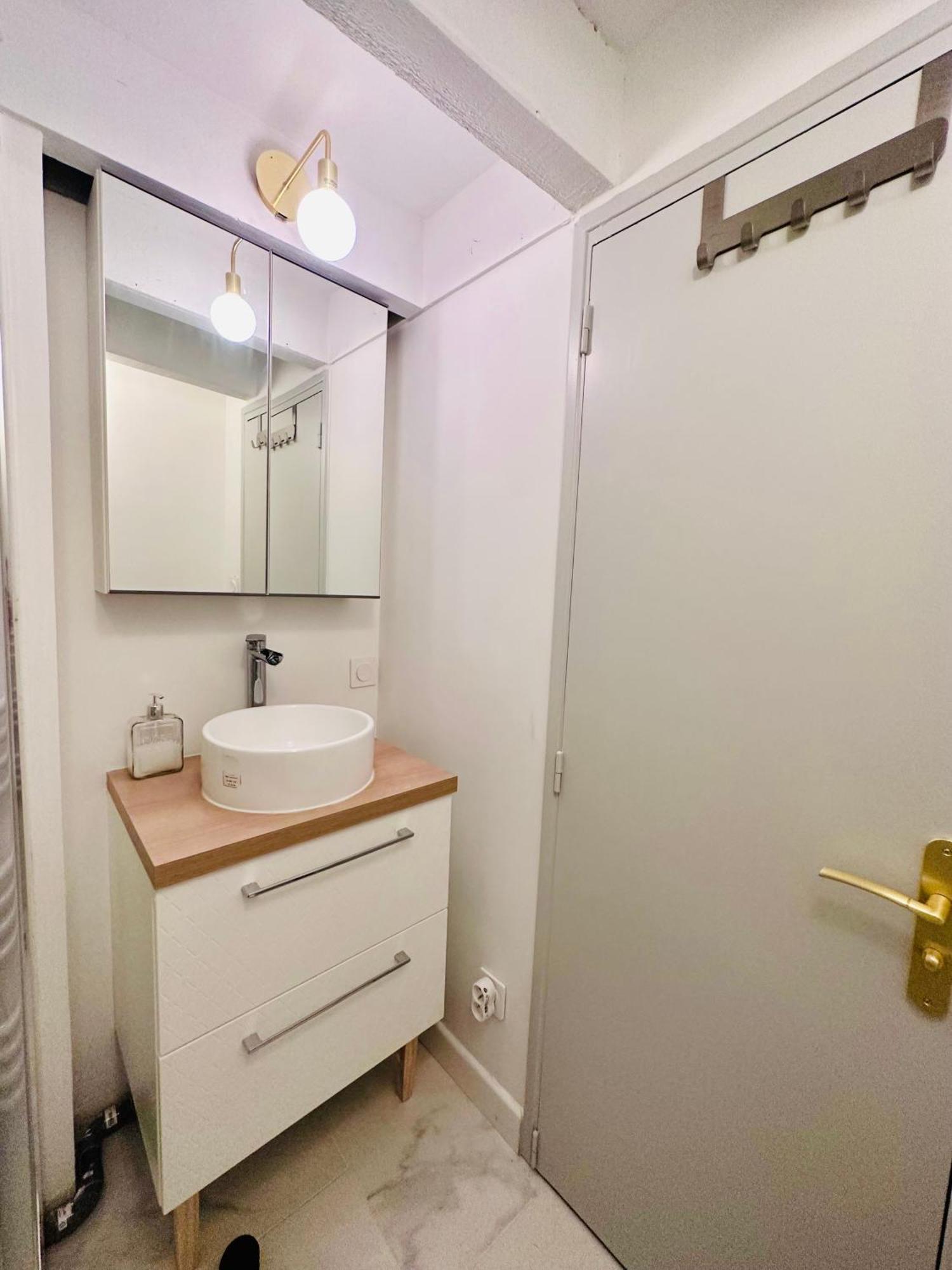 L'Etoile - Duplex Cosy De 50M2 En Centre-Ville Nîmes Dış mekan fotoğraf
